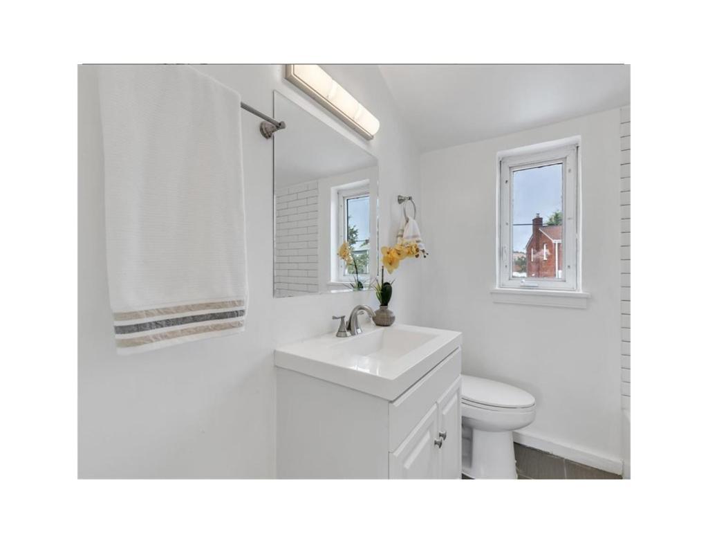 Quaint 3/2.5 Home In Fort Dupont Вашингтон Екстер'єр фото
